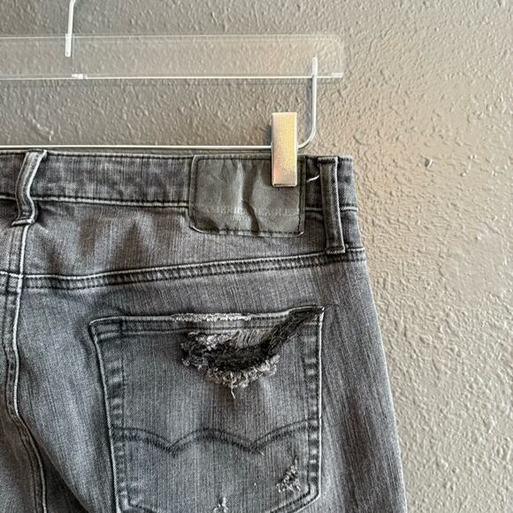 American Eagle Distressed Skinny Jeans Size 32x36 - Picture 3 of 8